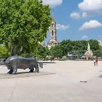 La Palm Yourhosthelper Nîmes