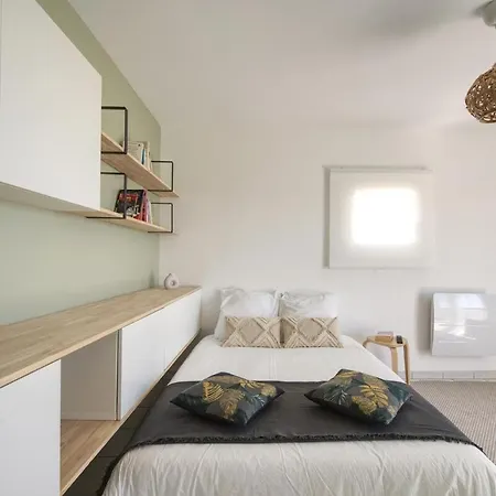 La Palm Yourhosthelper Nimes