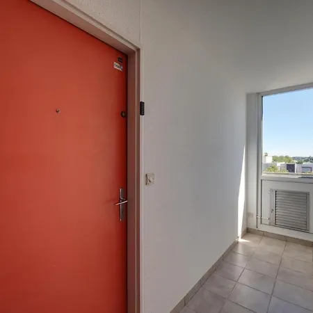 La Palm Yourhosthelper Nîmes